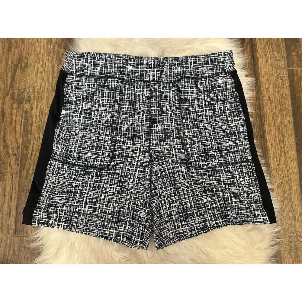 Lands’ End Size‎ Large Tall 14-16 Black White Stretch Active Shorts 5 Pockets